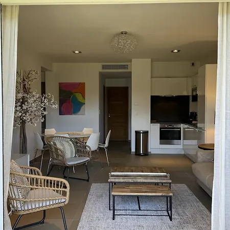 Διαμέρισμα T3 Cote N 19 By Pinarello Services *